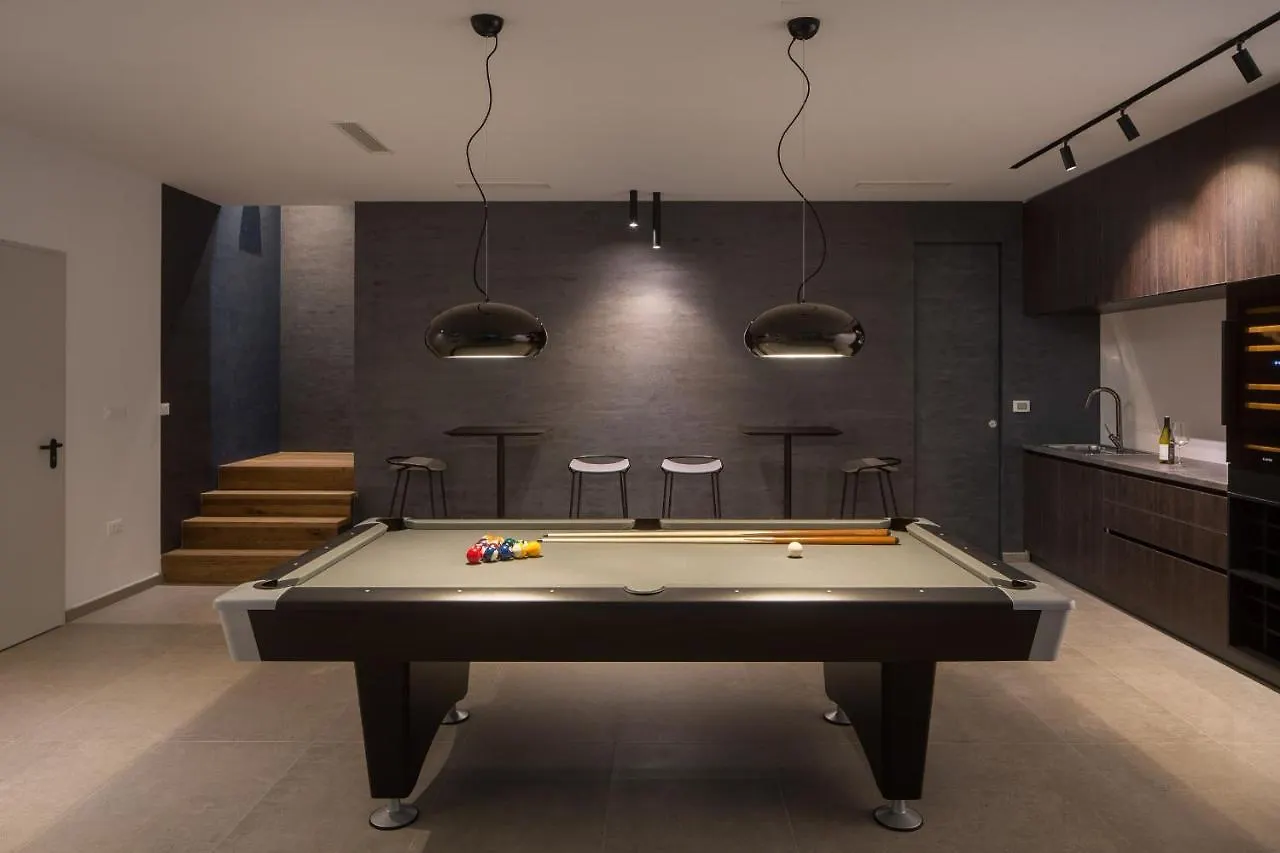 Beautiful Istria Villa 6 Bedrooms Villa Ulca Gold Pool Table Sauna Bale Croatia